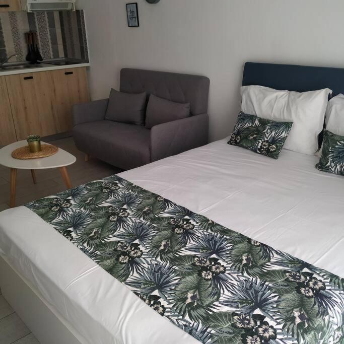 Studio 57 Apartment Nea Chili ภายนอก รูปภาพ